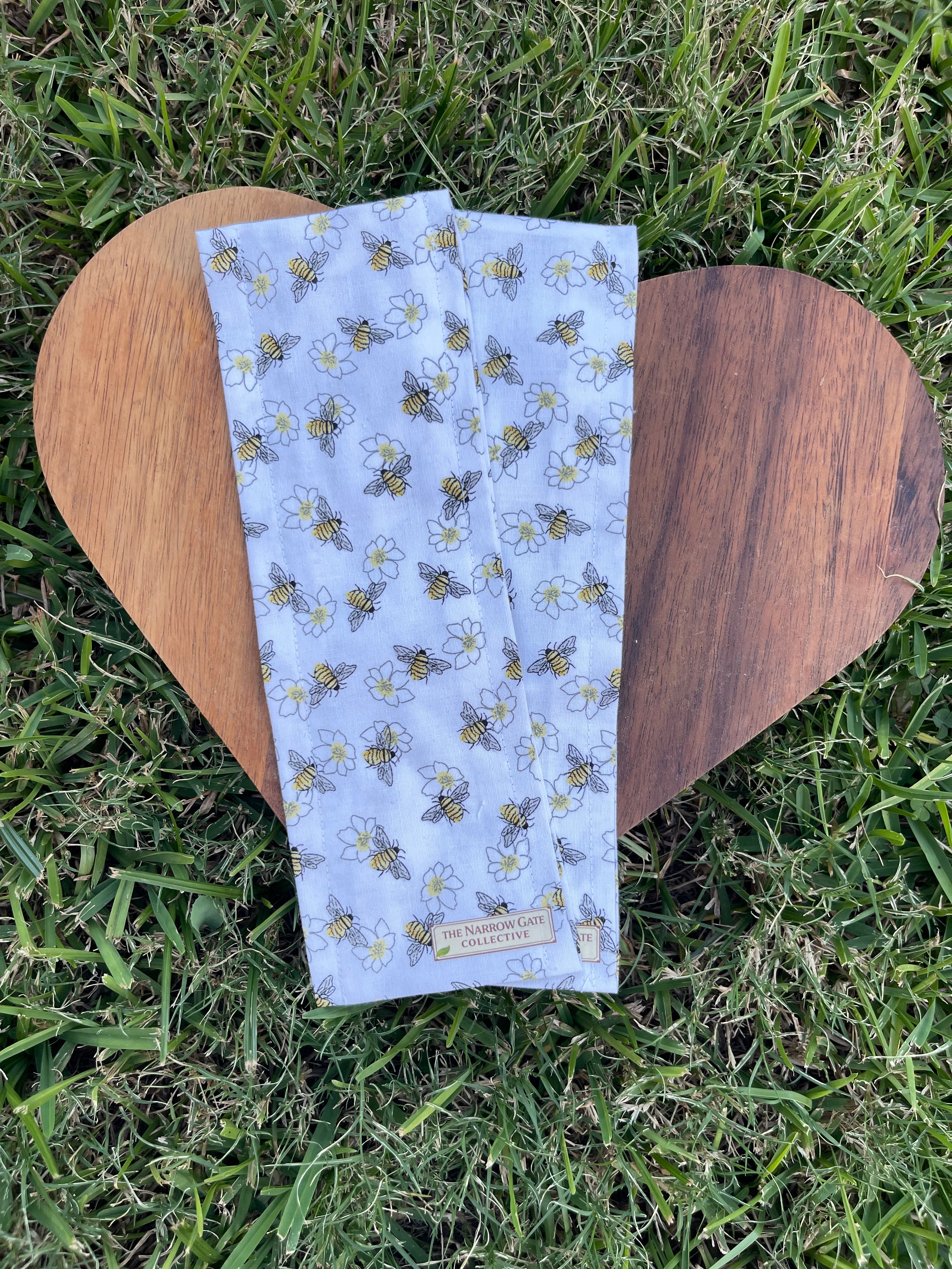 Honey to the bee 🐝